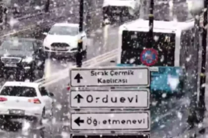 Karayolları Genel Müdürlüğü, Sivas'ta bazı yolların ulaşıma kapandığını duyurdu