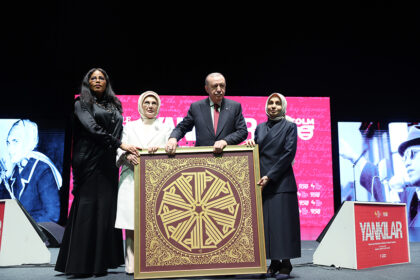 Emine Erdoğan: Birleşmiş Milletler'den dünyaya sunulan evrensel nitelikteki bu çağrı İstanbul'dan yeniden yükseliyor