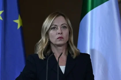 İtalya'da öğrenciler, Meloni hükümetini protesto etti | NTV Haber