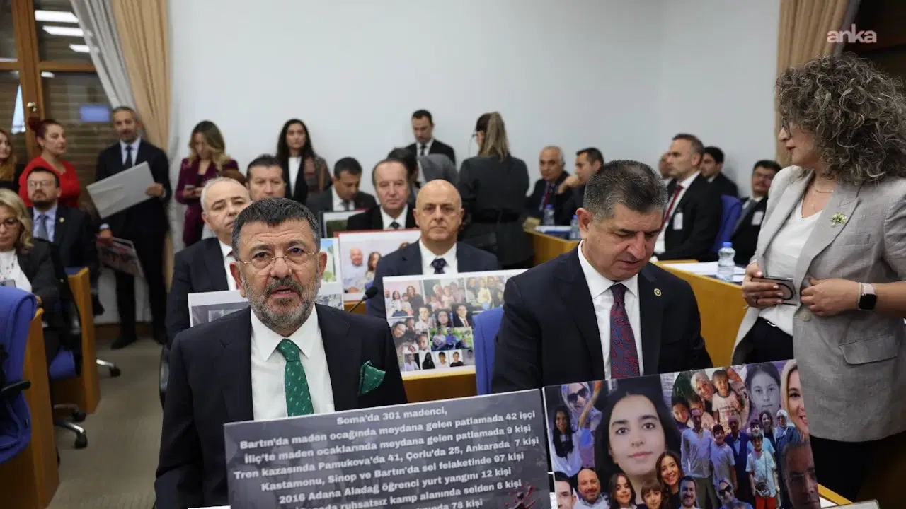 CHP'li Ağbaba ve AKP'li vekiller arasında "FETÖ" tartışması