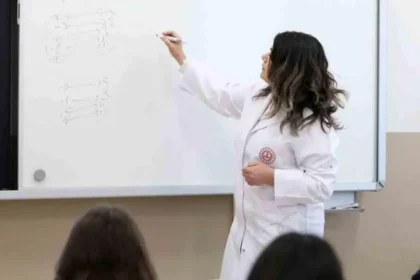 Kasım ayı öğretmen seminerlerinin tarihi belli oldu: Seminerler online mı yapılacak? | NTV Haber