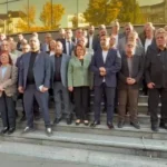 Aydın Büyükşehir Belediye Meclisi öncesi CHP'den barikat ve önerge tepkisi