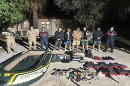 Kuşadası’nda 5 kaçak göçmen yakalandı