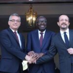 KKTC Cumhurbaşkanı Erhürman, GKRY Lideri Hristodulidis ile ara bölgede görüştü