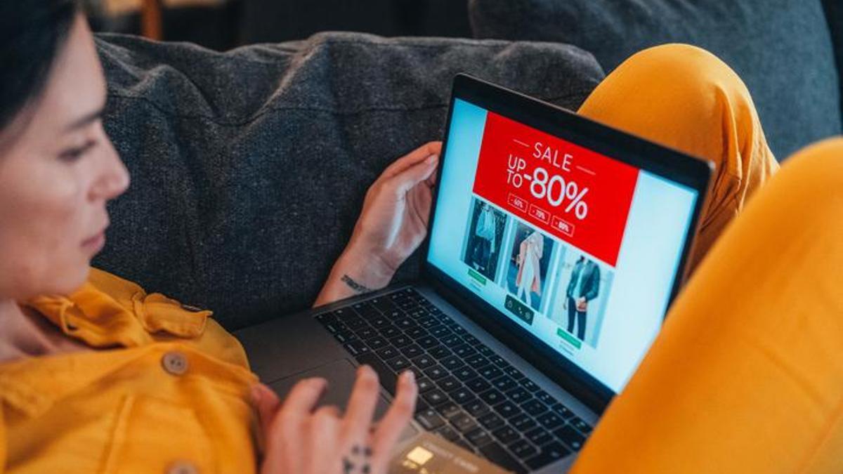 Kasım indirimi aldatmacası yakın takipte: Büyük mağazalara fahiş fiyat cezası - Ekonomi Haberleri | Video