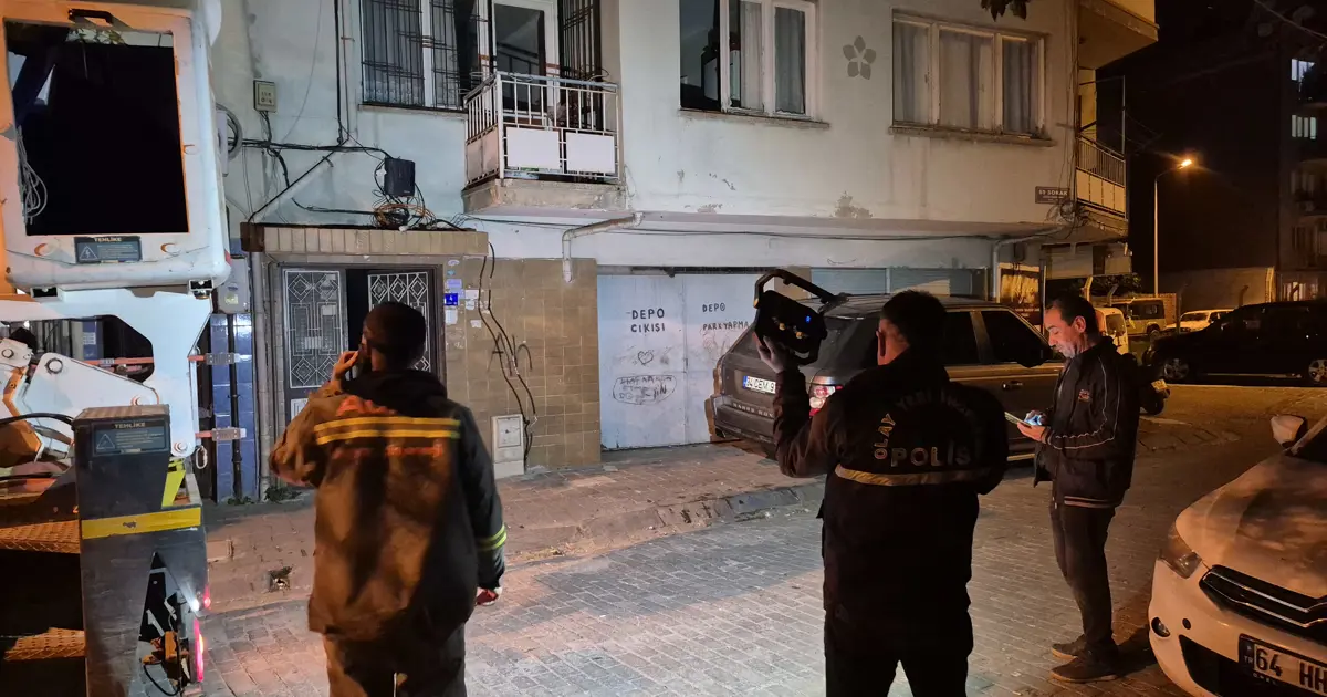 Binadan sarkan kabloya dokunan çocuğu elektrik çarptı | NTV Haber