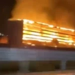 Tırın lastiğinde başlayan yangın dorseye yayıldı | NTV Haber