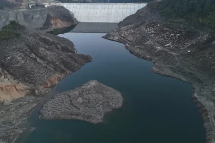 Hatay için tehlike çanları çalıyor... Barajdaki su seviyesi yüzde 6'ya düştü | NTV Haber