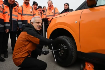 Kış lastiği uygulaması yarın başlıyor | NTV Haber