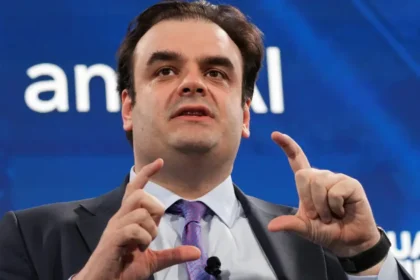 Yunanistan Maliye Bakanı'ndan Facebook'ta deepfake reklam davası | NTV Haber