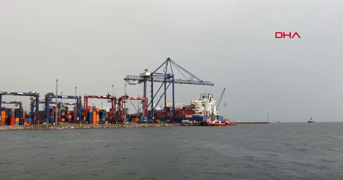 Kocaeli’de tekne alabora oldu | NTV Haber