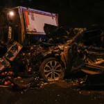 TEM'de kaza: Otomobil kamyonete çarptı, 2 kişi yaralandı | NTV Haber