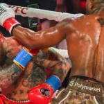 Anthony Joshua - Jake Paul maçı. Nakavtla bitti, çenesi kırıldı