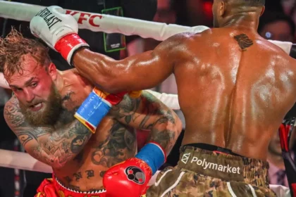 Anthony Joshua - Jake Paul maçı. Nakavtla bitti, çenesi kırıldı