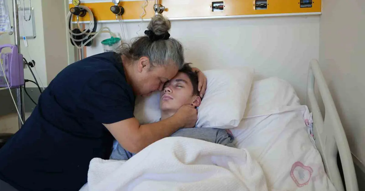 Akran zorbalığı 14 yaşındaki çocuğu, yatağa mahkum etti | NTV Haber