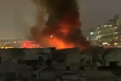 İstanbul- Bakırköy’de kumaş baskı fabrikasında çıkan yangın söndürüldü