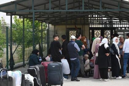 Bakan Yerlikaya sayıyı açıkladı! Son 1 yılda kaç Suriyeli ülkesine döndü?