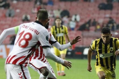 Samsunspor, Avrupa’da ilk yenilgisini AEK’ten aldı