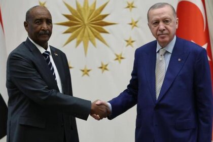 SON DAKİKA HABERİ: Cumhurbaşkanı Erdoğan, Sudan Egemenlik Konseyi Başkanı el Burhan ile görüştü