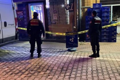 Bursa'da tekel bayine silahlı saldırı: 2 yaralı