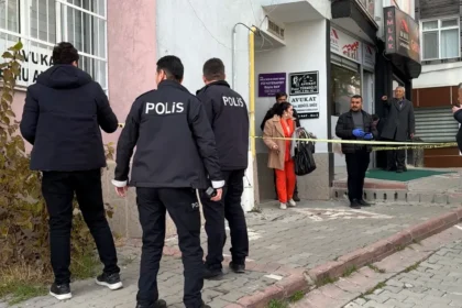 Boşanma aşamasındaki kadına kayınpederinden saldırı. Kız kardeşini öldürdü | NTV Haber