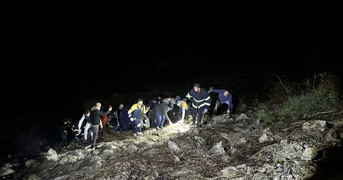 30 metreden uçtu, emniyet kemeri hayatını kurtardı | NTV Haber