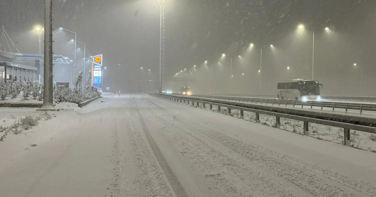 İstanbul yeni yılı beyaz örtüyle karşıladı | NTV Haber