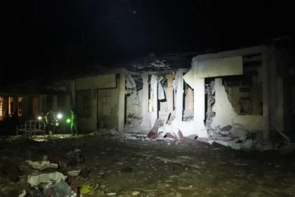 Myanmar'da cunta hastaneyi bombaladı, 31 kişi öldü