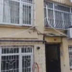 Fatih'te 4 katlı binanın zemininde çökme meydana geldi | NTV Haber