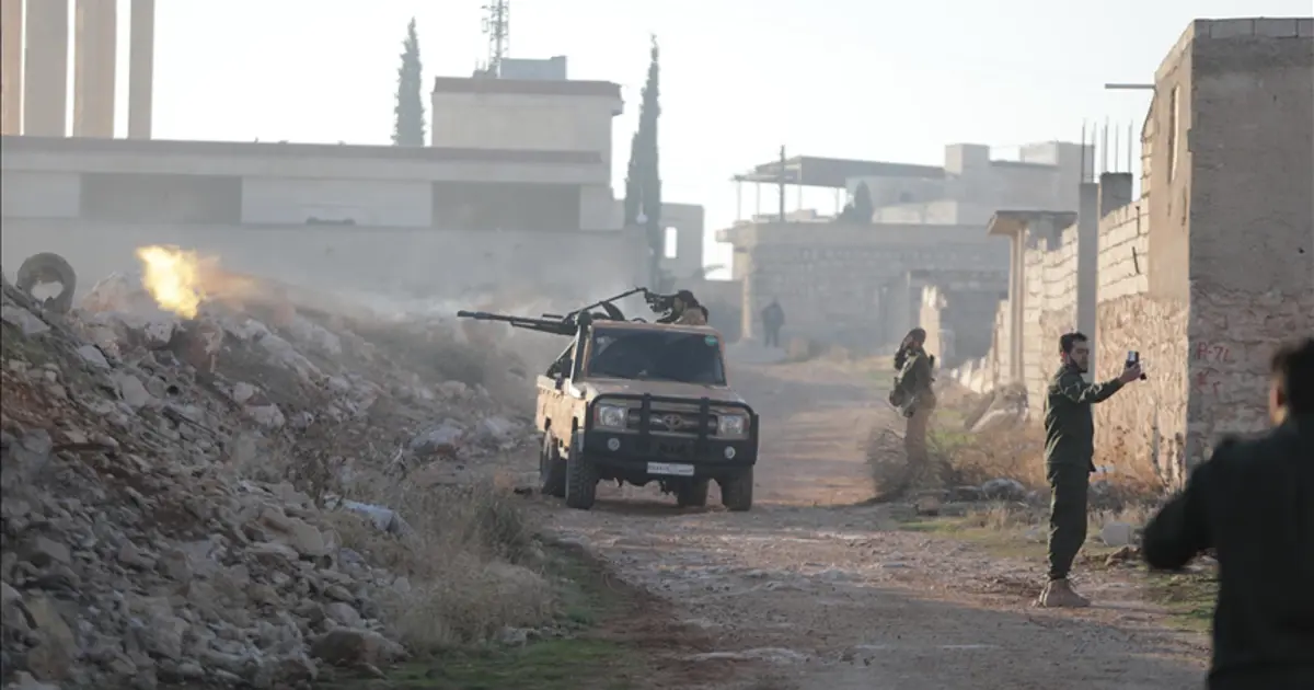 Suriye ordusu ile YPG/PKK arasında Halep'te çatışma çıktı