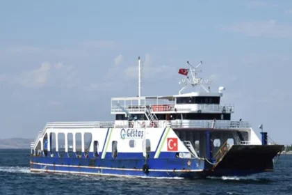 Güney Marmara'da feribot seferleri iptal | NTV Haber