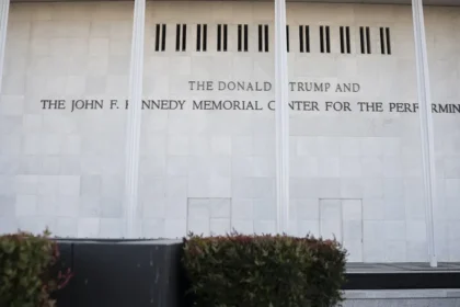 Washington’daki Kennedy Center'in adına "Trump" eklendi