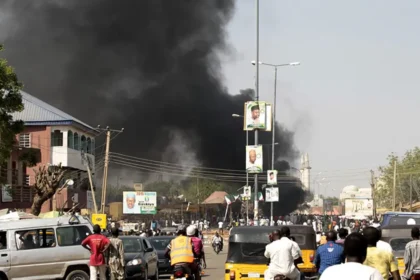 Nijerya'da camiye intihar saldırısı. En az 7 kişi öldü | NTV Haber