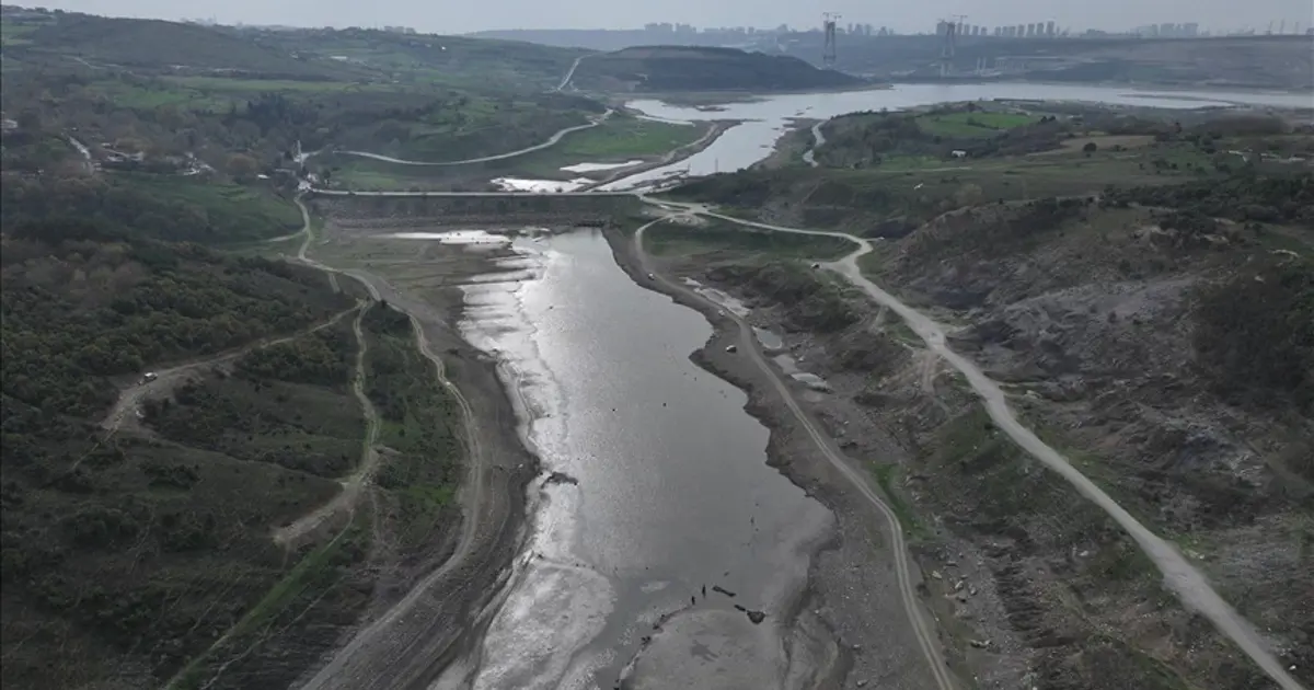 İstanbul'da su bitiyor. "Yağmura engel oluyoruz" | NTV Haber
