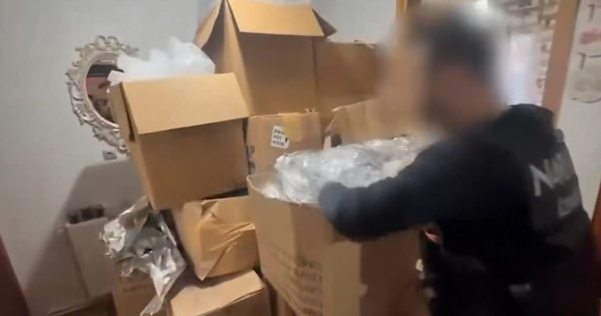 İstanbul ve İzmir'de uyuşturucu operasyonu. Milyonlarca hap ele geçirildi | NTV Haber