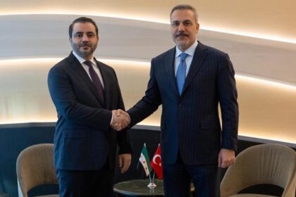 Dışişleri Bakanı Hakan Fidan Paris'te: Suriyeli mevkidaşı Şeybani ile görüştü