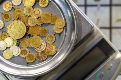 Esnaf kepenk indirdi! 'Fiyatlara biz bile şaşırıyoruz'