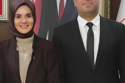 Kendisi gibi engellilerin Bakanlıktaki danışmanı