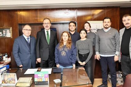 Dr. Mehmet Kasapoğlu: Gazeteciler, toplumun gören gözü, işiten kulağıdır