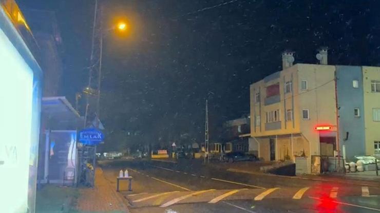 İstanbul'da kar yağışı etkili olmaya başladı