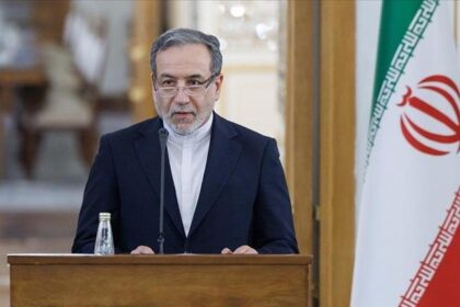 İran Dışişleri Bakanı'na gönderilen Davos daveti geri çekildi