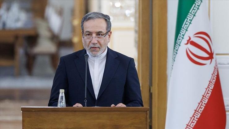 İran Dışişleri Bakanı'na gönderilen Davos daveti geri çekildi