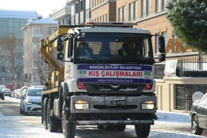 Bahçelievler’de kar mesaisi