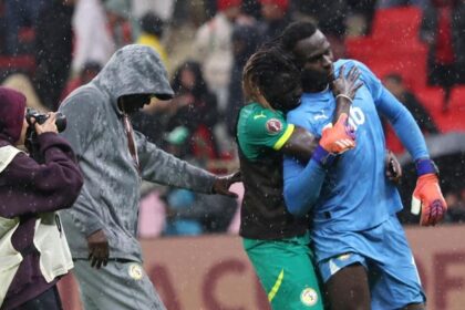 FIFA'dan sonra Afrika Futbol Konfederasyonu da Senegal'i kınadı