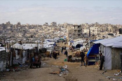 İsrail, ateşkese rağmen Gazze Şeridi'ne saldırılarını sürdürüyor