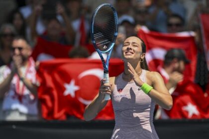 Avustralya Açık'ta Zeynep Sönmez'in rakibi Yulia Putintseva oldu