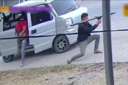 Yer: Filipinler... Belediye başkanının aracına roketatarla saldırdı