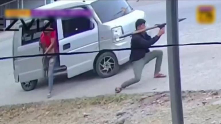 Yer: Filipinler... Belediye başkanının aracına roketatarla saldırdı