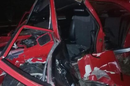 Otomobil bariyere çarptı, sürücü ağır yaralandı