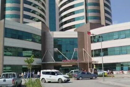 2 yaşındaki Hasan, köpek saldırısında yaralandı